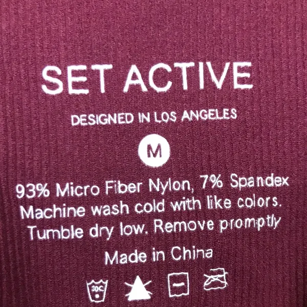 Set Active Women's Athletic Seamless Burgundy Bustier Ribbed Sports Bra - Image 4