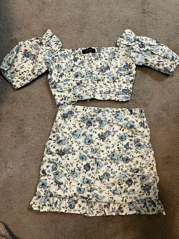 These Three Boutique Floral 2 Piece Set - Image 5