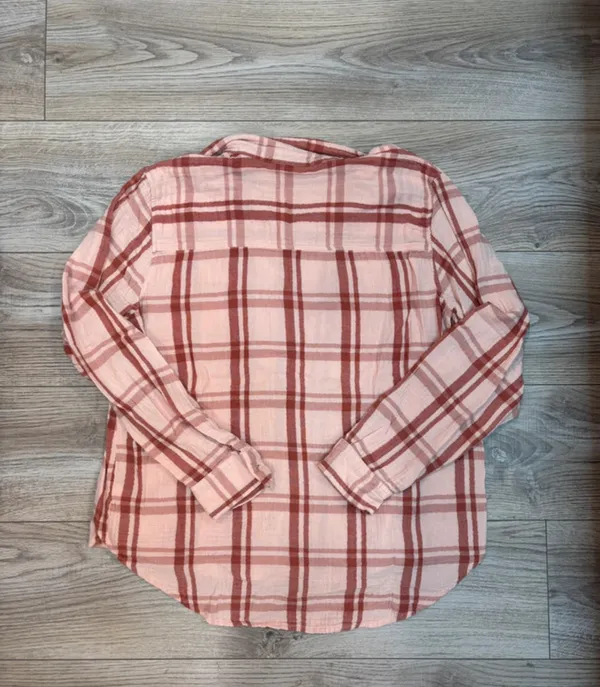 Pink Plaid Oversized Flannel Button Up M - Image 2