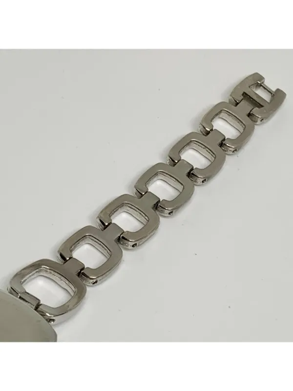 Silver tone floral dial women’s watch 22mm quartz analog links up to 7” running - Image 7