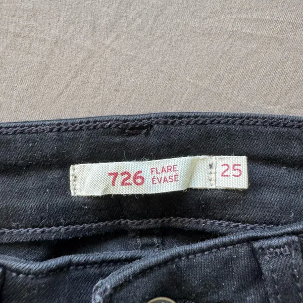 Levi’s 726 High-Rise Flare Jeans - Image 10