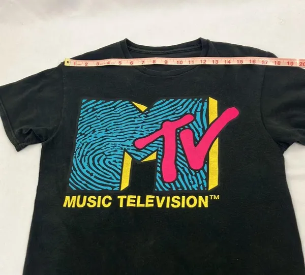MTV Black Short Sleeves Graphic T-Shirt woman’s size medium - Image 6