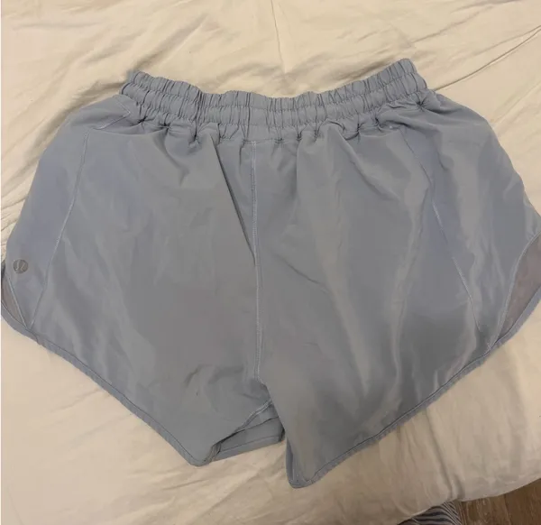 Lululemon Shorts Hotty Hot - Image 2