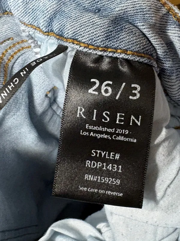 Risen Jeans Size 3/26 - Image 8