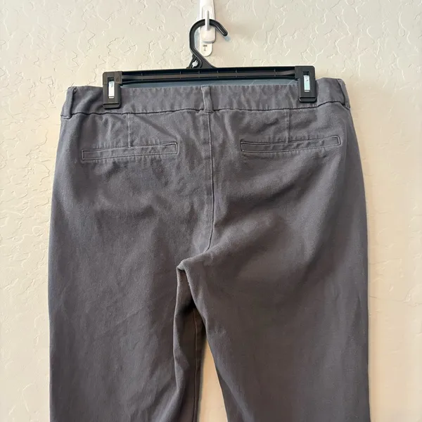 Old Navy Pixie pants in dark gray size 10 regular - Image 10