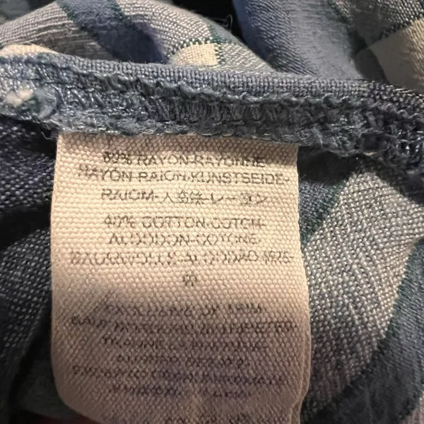Free People‎ Women’s Plaid Short Small Oversized Raw Hem - Image 4
