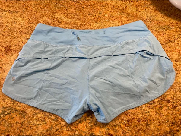 Lululemon Shorts Speed Up 2.5" - Image 2