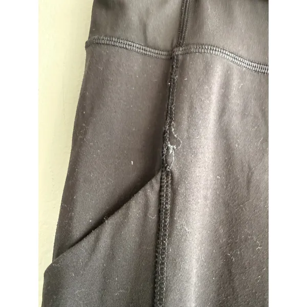 Lululemon Tight Black High Rise Leggings with‎ Pockets Size 6 W5BPTS - Image 2