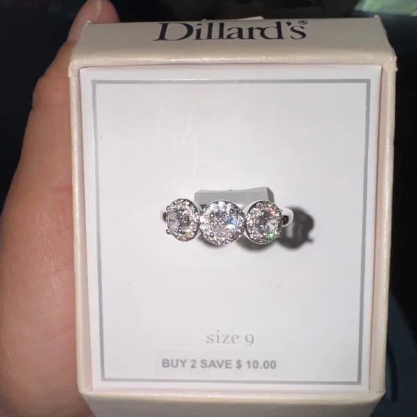 Dillards Elegant Silver Ring with Clear Stones - Image 3