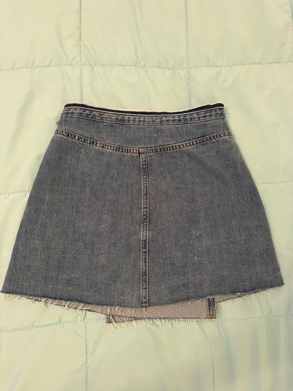 PacSun Raw Denim Hem Mini Tie-Front Wrap Skirt - Image 2