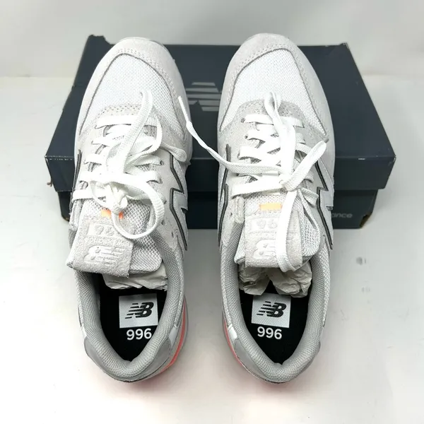 New Balance Classic Traditionals sneakers, size 5 NIB, NIB/original packaging - Image 3