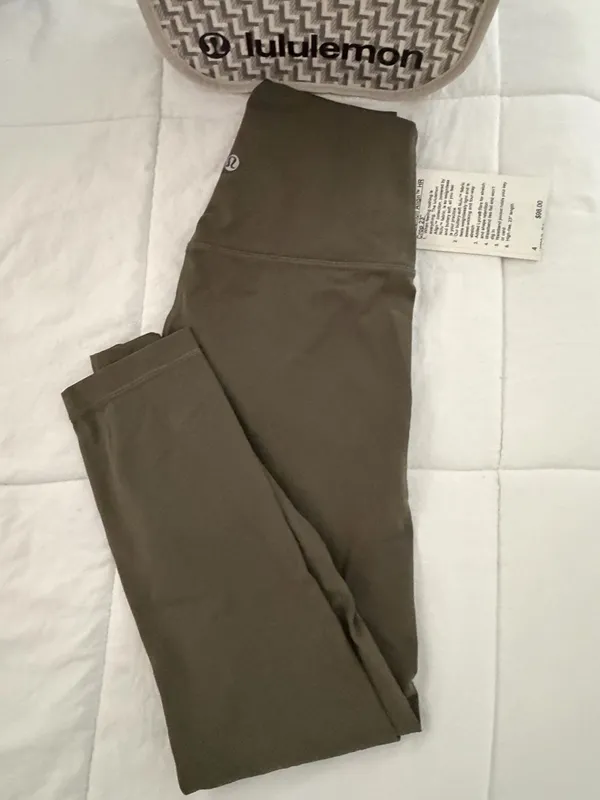 NWT Lululemon Army Green Align crop 23  - Image 4