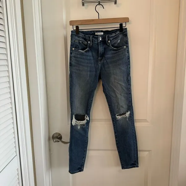 Good American Good Legs Crop Jeans - Image 4