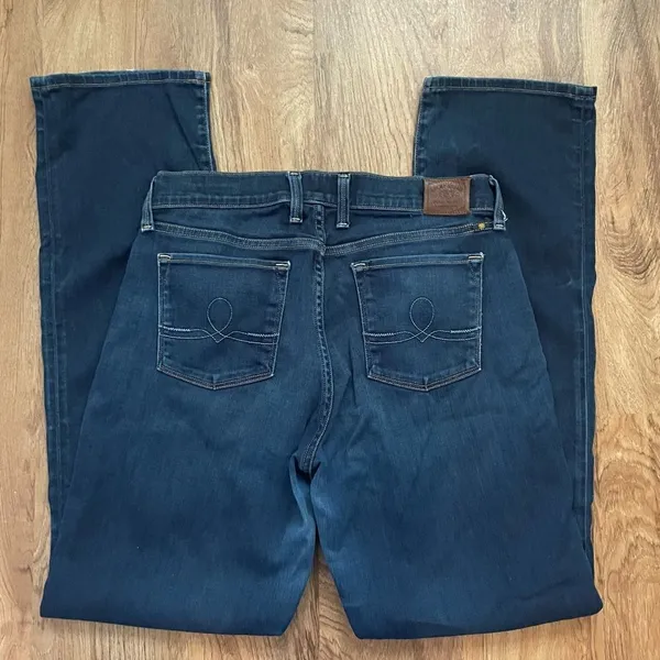 ‎Lucky Brand womens Sofia straight jeans sz 30 - Image 4
