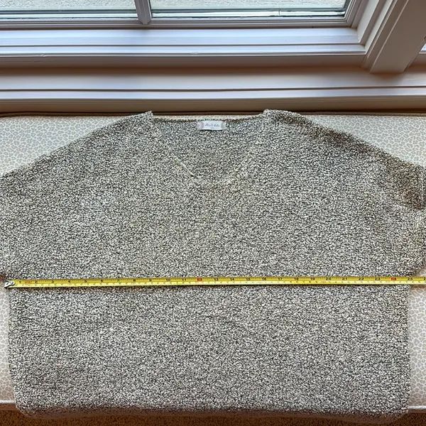 altar’d state popcorn knit v neck sweater size M/L - Image 4