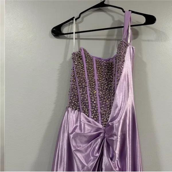 Sherri Hill 55367 Draped One Shoulder Gown Lilac Size 2 - Image 6