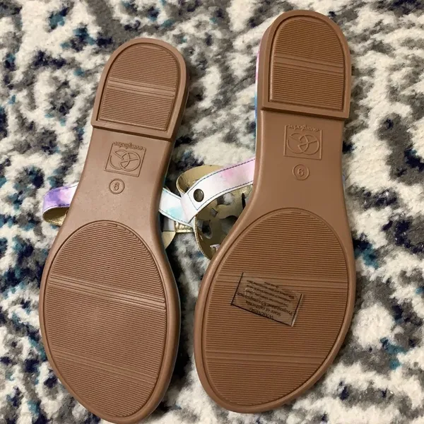 Cute multi sandals Size 9 - Image 2