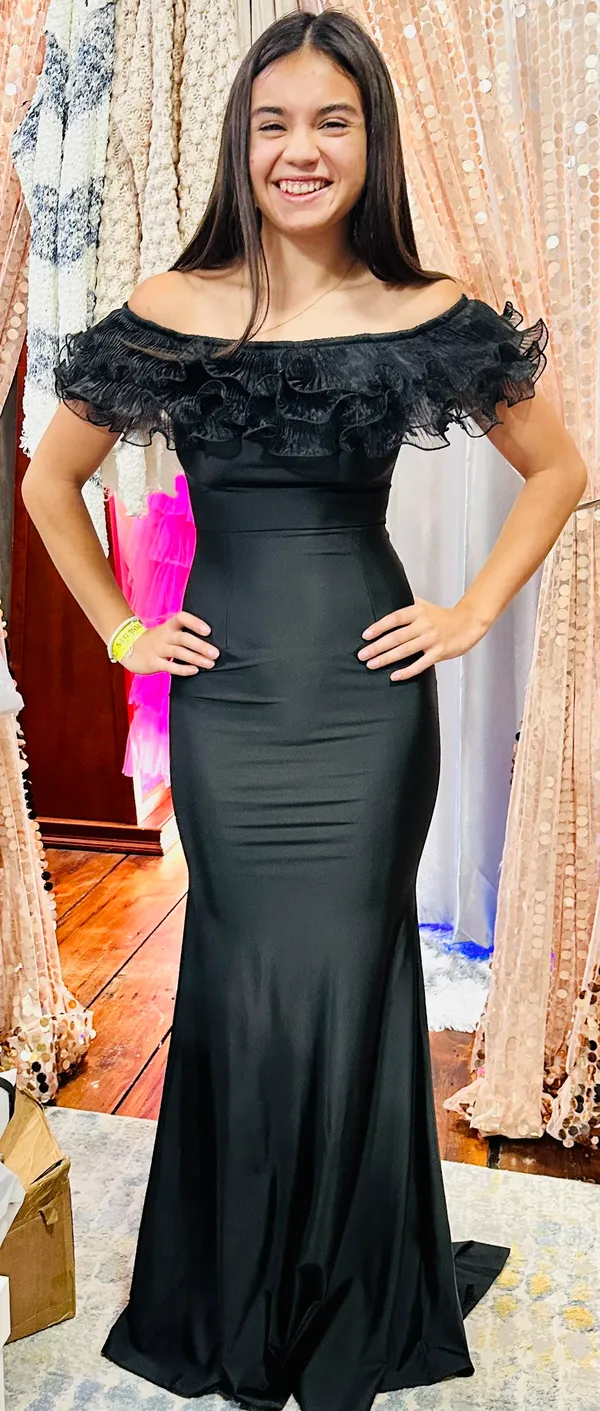 Boutique Gorgeous Black Maxi Dress With Mesh Ruffle Around Top - Image 3