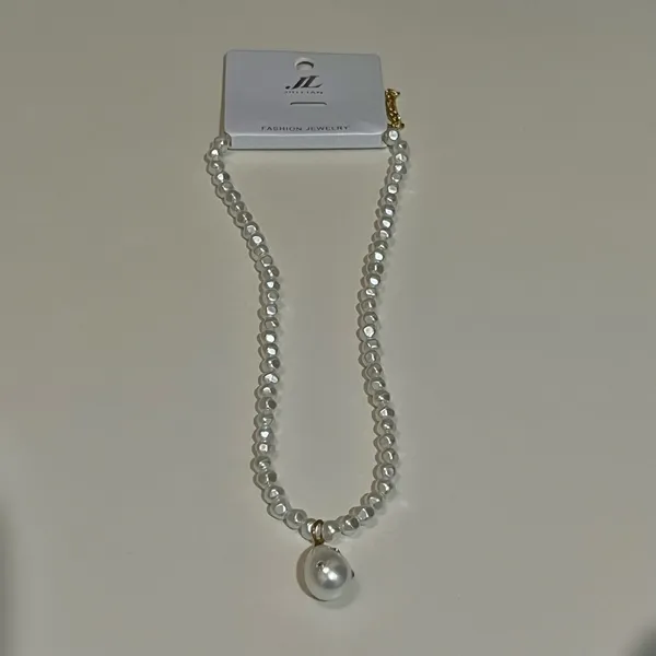 White Pearl Beaded Fashion Necklace with Teardrop Pendant - Image 3