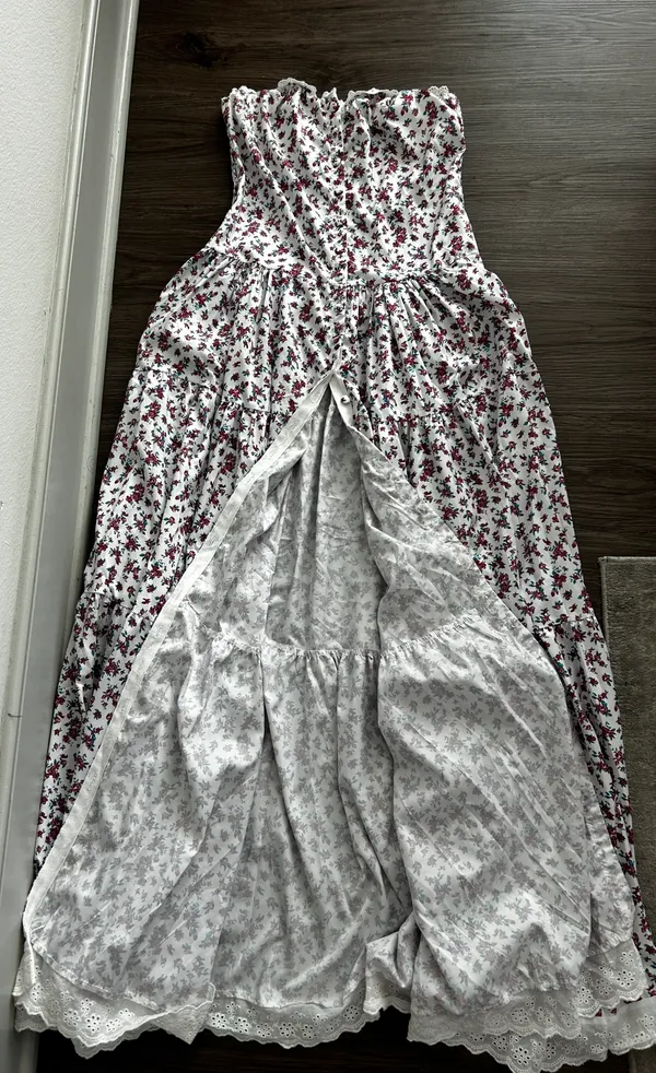 NEW Elegant floral maxi dress - Image 4