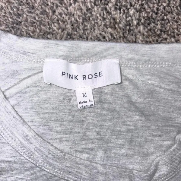 Pink Rose gray heather crop top in size M - Image 2