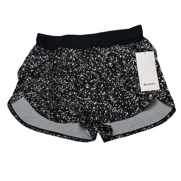 Lululemon Find Your Pace Short High Rise 3" Lined Crinkle Reflective White Black - Image 2