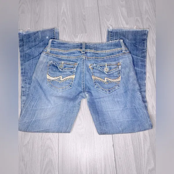 Y2K Women’s Embroidered Low Rise Bootcut Distressed Jeans - Image 3