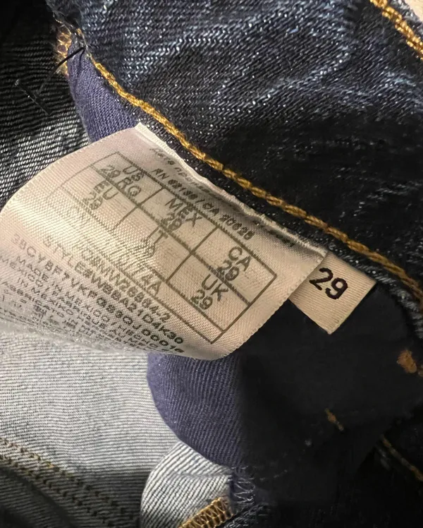 Mom Jeans - Image 2