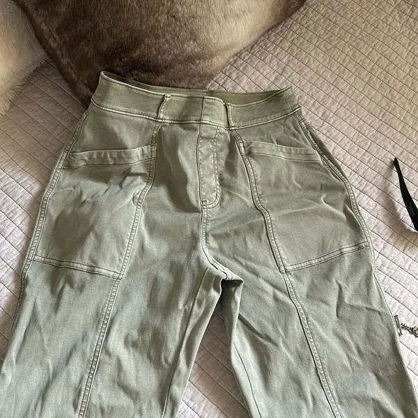 Spanx Stretch Twill Straight Leg Pants Olive Oil Green Pull On Women Size Medium - Image 4