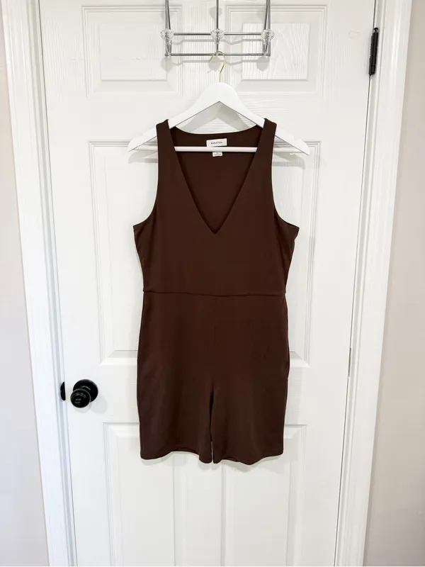 Babaton Brown Minimalist Athletic XL Romper Workout Bodysuit Aritzia Athleisure - Image 7