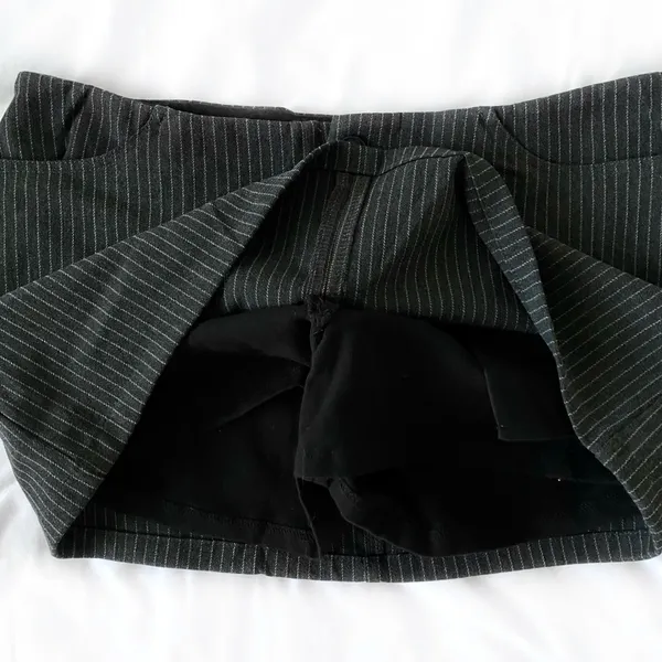 Brandy Melville Louisa Skirt - Image 3