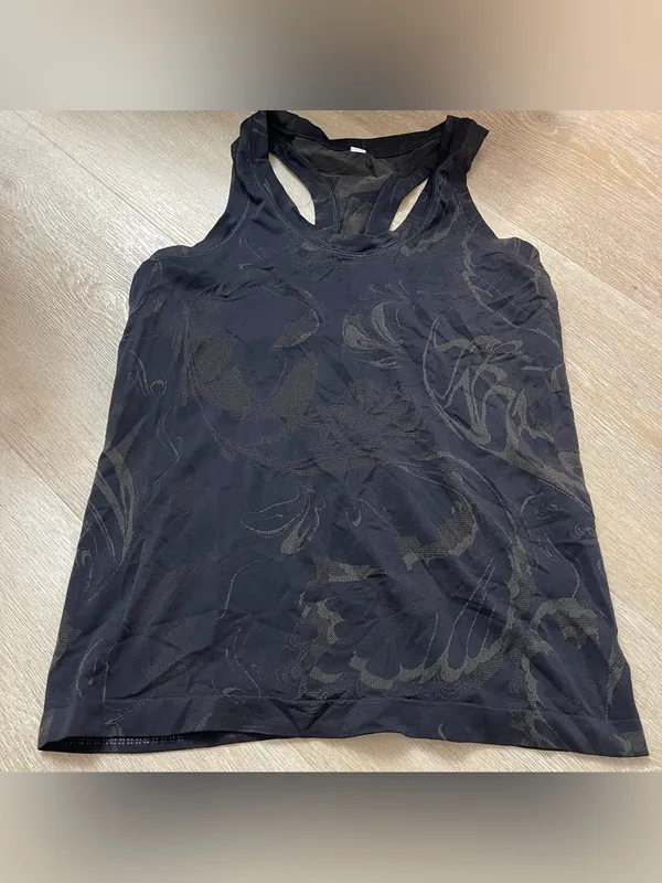Women's Athleta Tank Top - Image 2