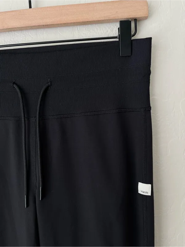 Vuori daily jogger pants black medium - Image 7