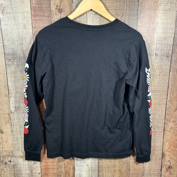 Vans Off The Wall Medium Black Skull Floral Graphic Long Sleeve T-Shirt - Image 5