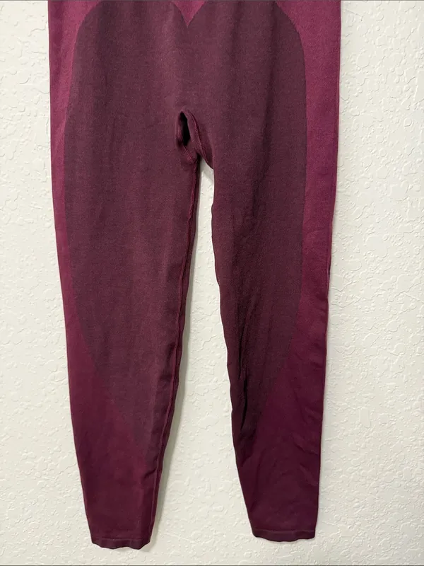 PINK Victoria's Secret Maroon Seamless Leggings Size Large - Image 3