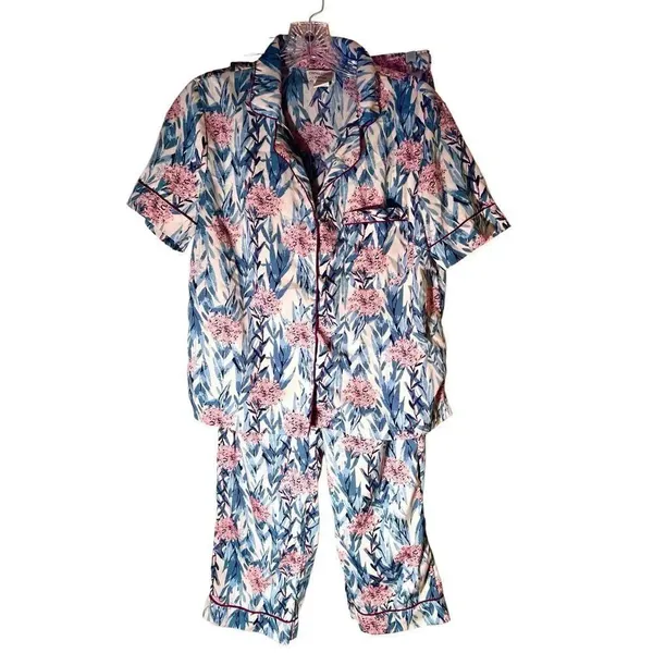 Cynthia Rowley Tropical Floral Pajamas S 2 Pc Capris Button Up Top Short Sleeves - Image 3