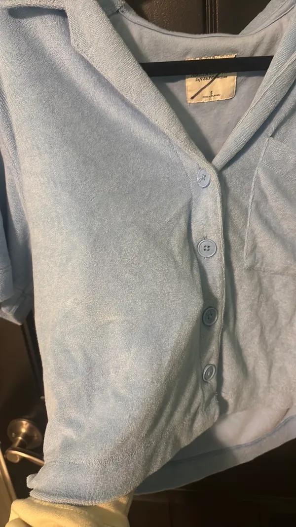 Abercrombie cropped sweater/top - Image 2