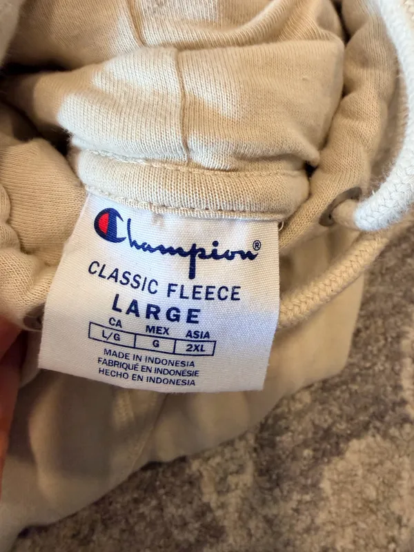 Champion Sweatshirt Hoodie - Image 3