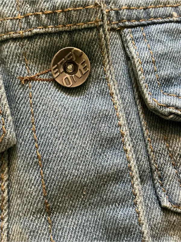 Vintage Denim vest Y2K light-wash button up frayed distressed size small - Image 5