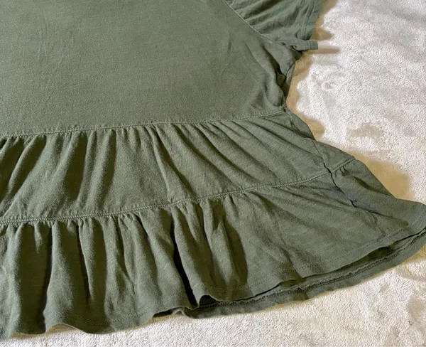 Time And Tru Womens Tiered Ruffle Blouse - Olive Green Short Sleeve Shirt - Image 4