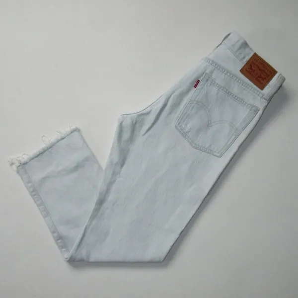 NWT Levi's Wedgie Straight in Thin Ice Destroyed Rigid Denim Crop Jeans 27 $128 - Image 7