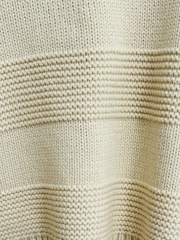 Grey Bandit Oatmeal Tan Cream Textured Knit Crewneck Chunky Cosy Sweater Medium - Image 3