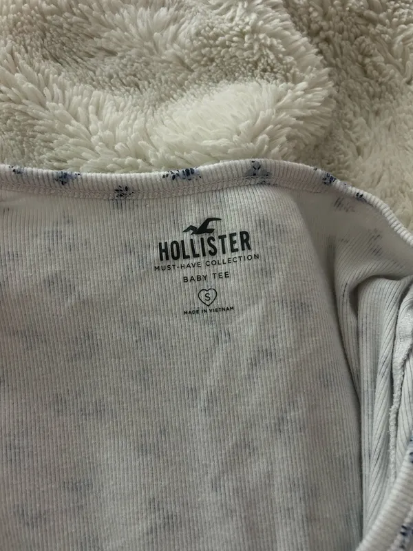 Hollister Top Crop White - Image 3