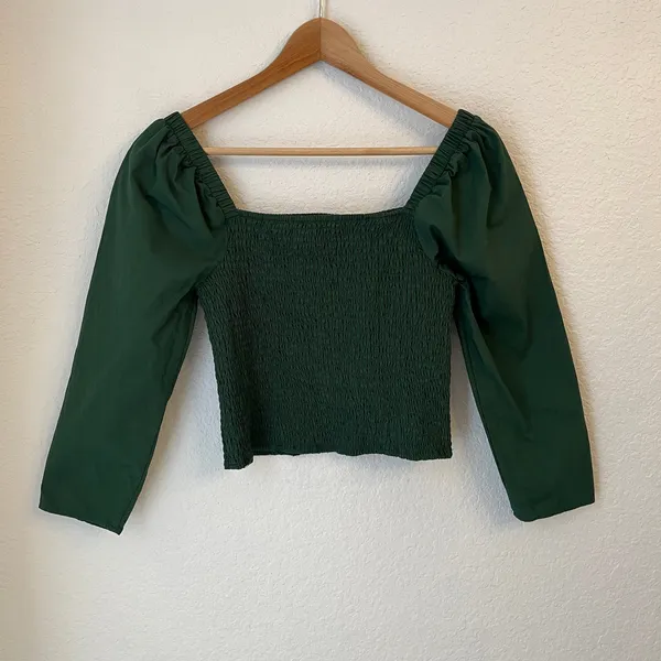 BB Dakota Smocked Puff Sleeve Top M Emerald Green‎ Cropped Minimalist Clean Girl - Image 7