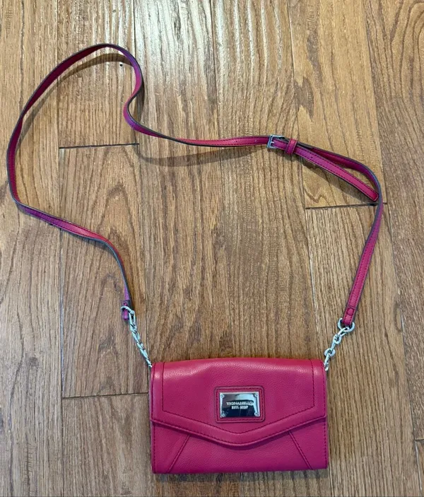Tignanello red crossbody bag genuine leather 8”x5” - Image 2