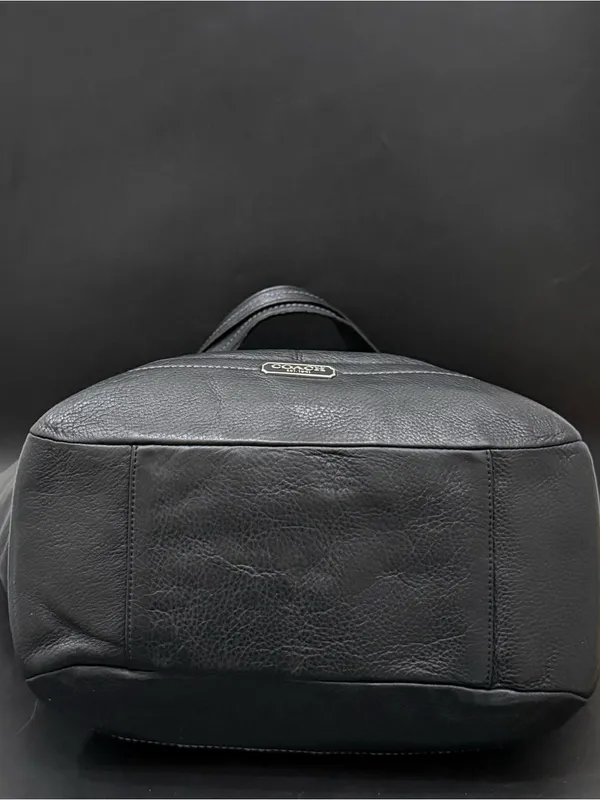 COACH F23662 Park Black Pebbled Leather North/South Tote Bag - Image 4