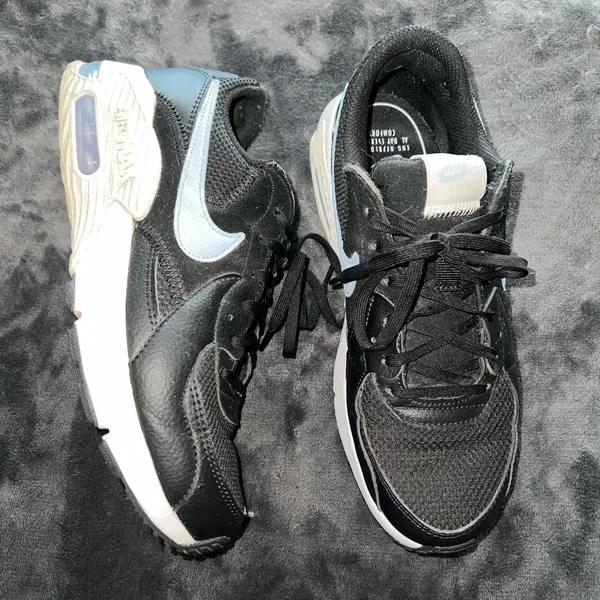 Nike Women's Air Max Excee Black Pastel Blue Low Top Sneaker Size 8.5 - Image 4