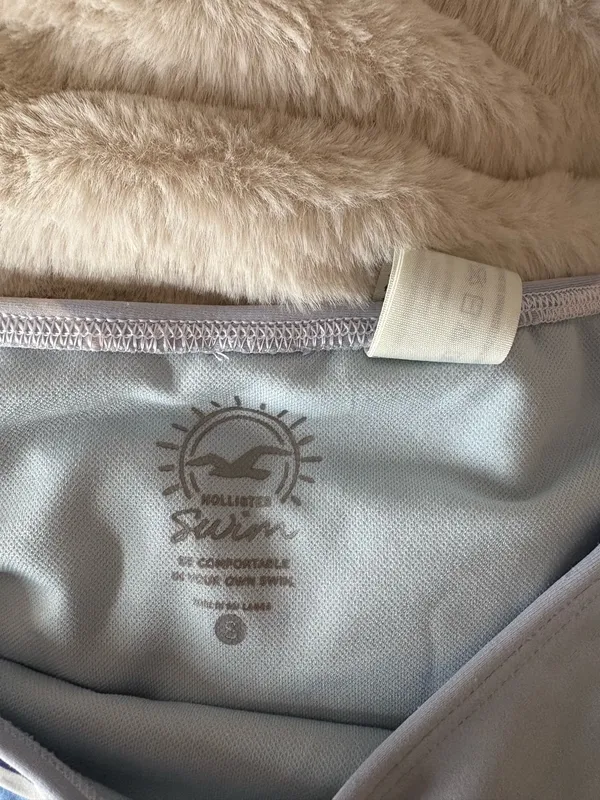 Hollister Bikini Set - Image 2