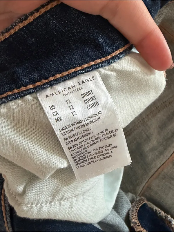 Women's Short Ripped Skinny Jeans/Jeggings in Dark Blue - Image 5
