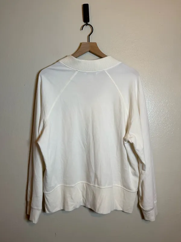 Athleta eastbound Sweatshirt‎ - Image 5